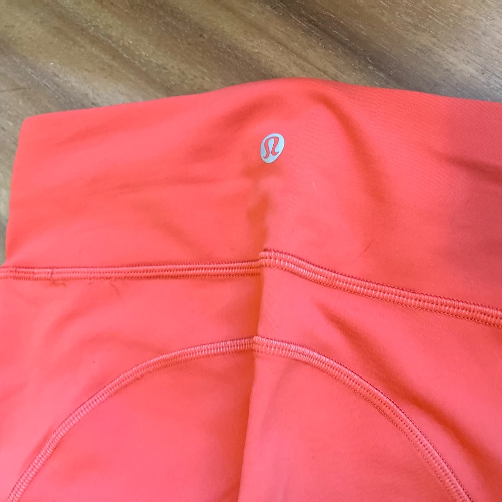 Lululemon In Movement Tight 28" - Picture 3 of 6